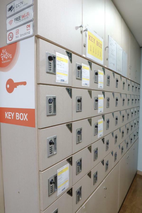 Busan Sukbak Dot Com Guesthouse Exterior photo