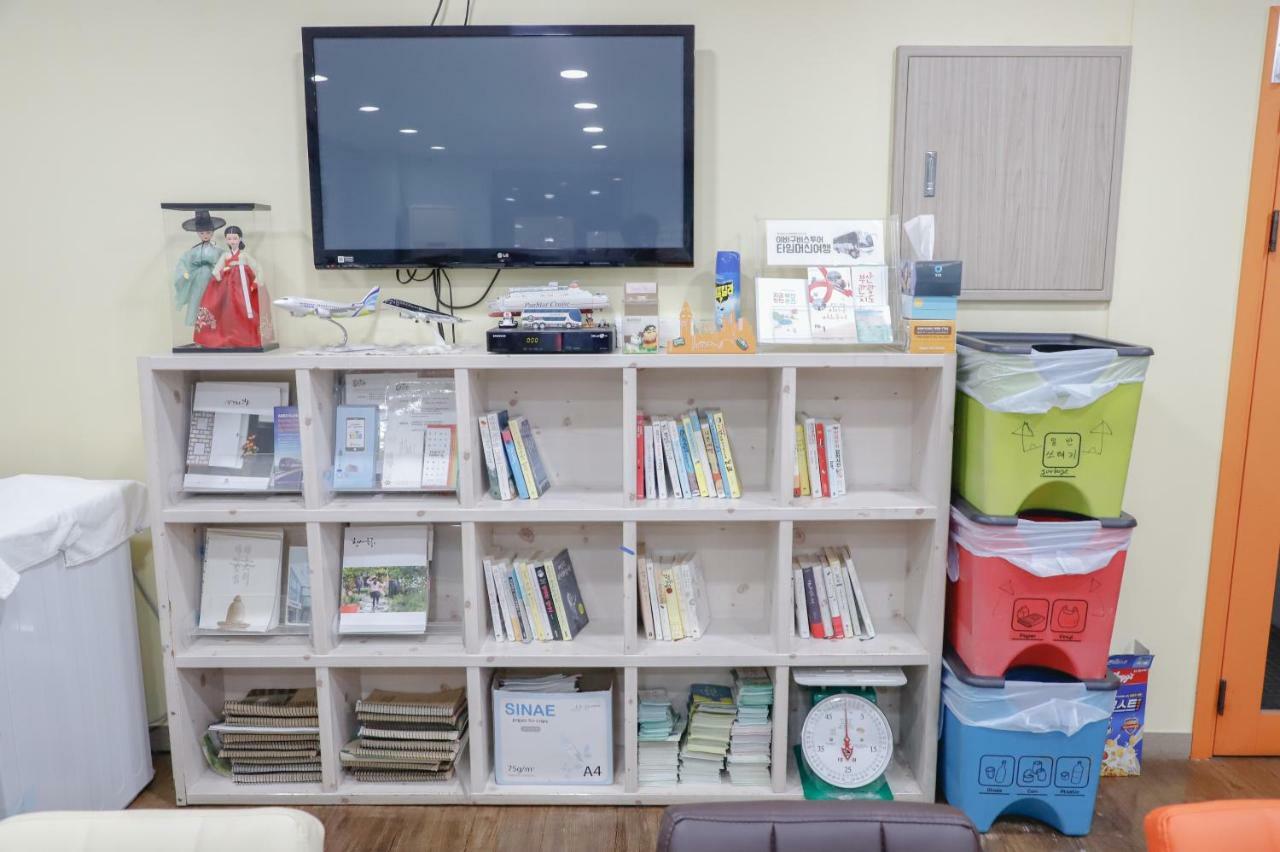Busan Sukbak Dot Com Guesthouse Exterior photo