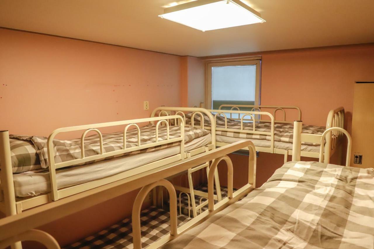 Busan Sukbak Dot Com Guesthouse Exterior photo